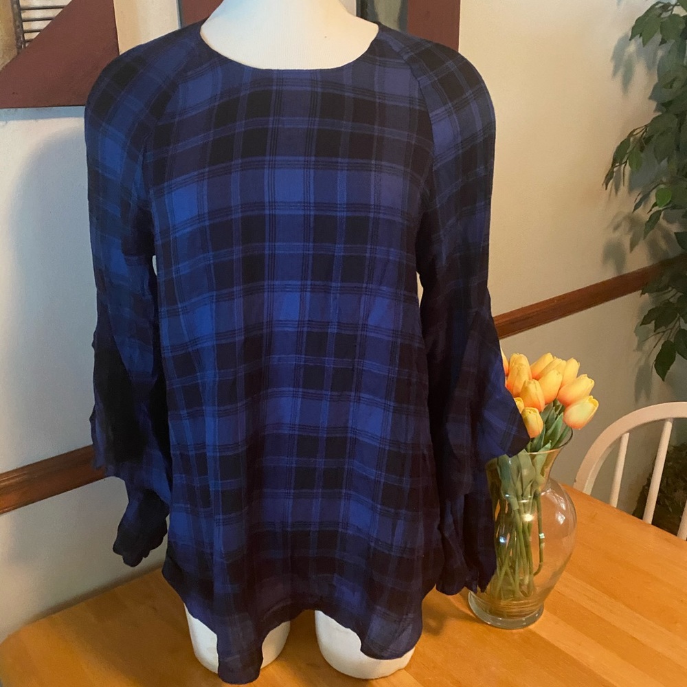 Mustard Seed Flare Sleeve Plain Top